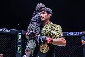 辽宁铁人老队长杨健落泪：不管未来在哪里，铁人永远是我的家