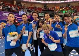 赫内斯支持废除50+1，拜仁球迷拉横幅反对：这是不可想象的