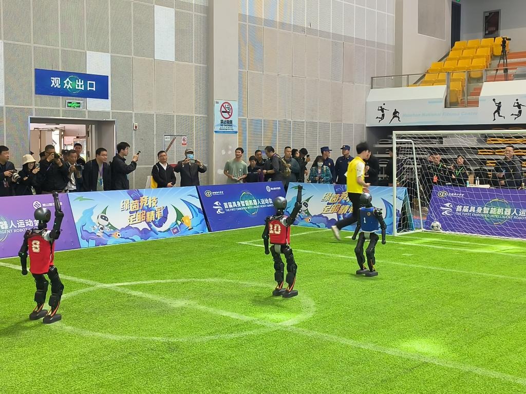 20年始终无冠！你觉得保罗生涯哪个赛季最接近得到总冠军？